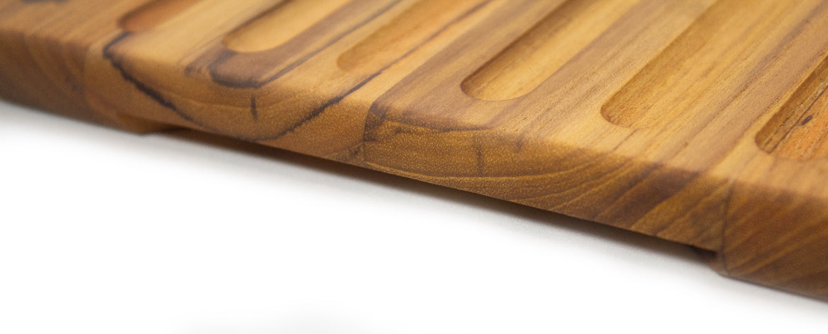 Tagliere pane con scanalatura in TEAK 39x25x1,9 cm