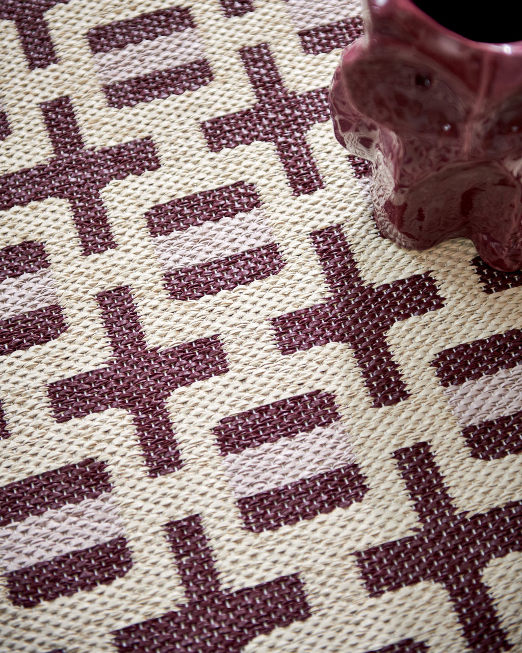 TAPPETO TOM BURGUNDY70 x 240 cm
