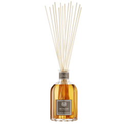 Velvet Saffron 1250 ml Fragranza Collezione Velvet Saffron 1250 ml Fragranza Collezione